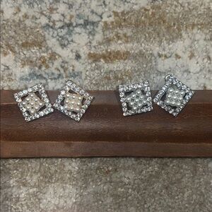 ‼️ 2 Silver and Gold Pearl Square Earrings ‼️